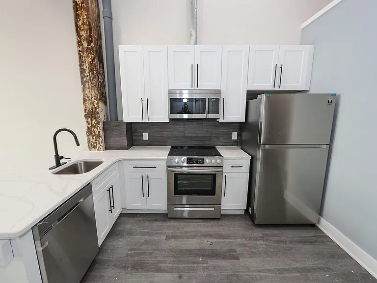 1847 E Venango St #204 — Photo 1