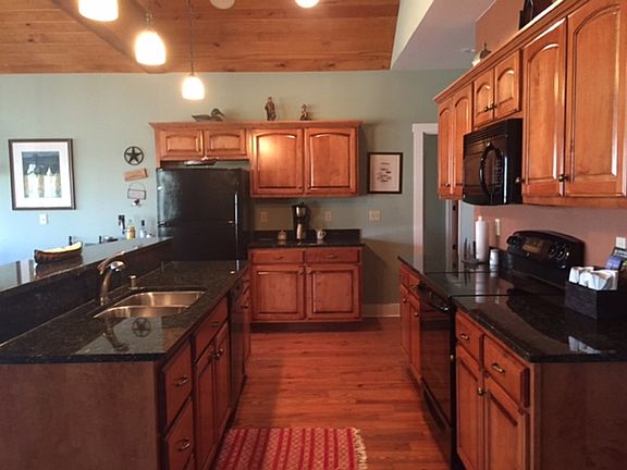 Hardwood floors and granite!