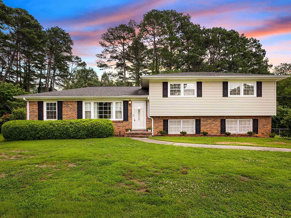 1st image of 721 Peterson Dr