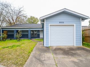 9005 Gabriel St, Houston, TX 77063