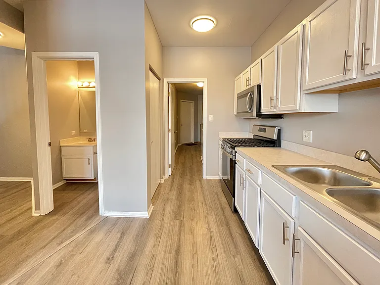 13841 Cambridge Cir — Photo 14