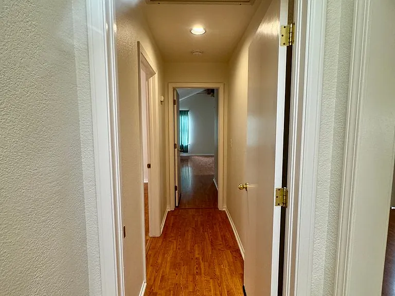 2923 Avila Bay Pl — Photo 18