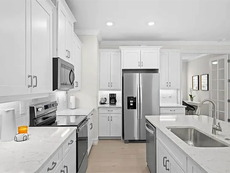 245 Teramo Way — Photo 6