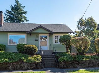 5734 NE Broadway St, Portland, OR 97213