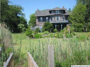 9 N Ward Ave, Rumson, NJ 07760