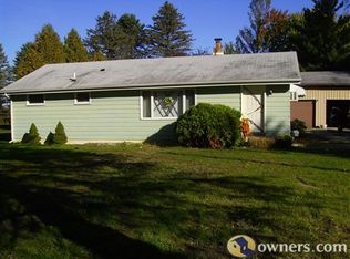 4263 E Monroe Rd, Midland, MI 48642