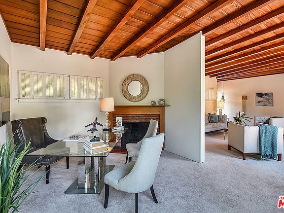 4th image of 963 Centinela Ave