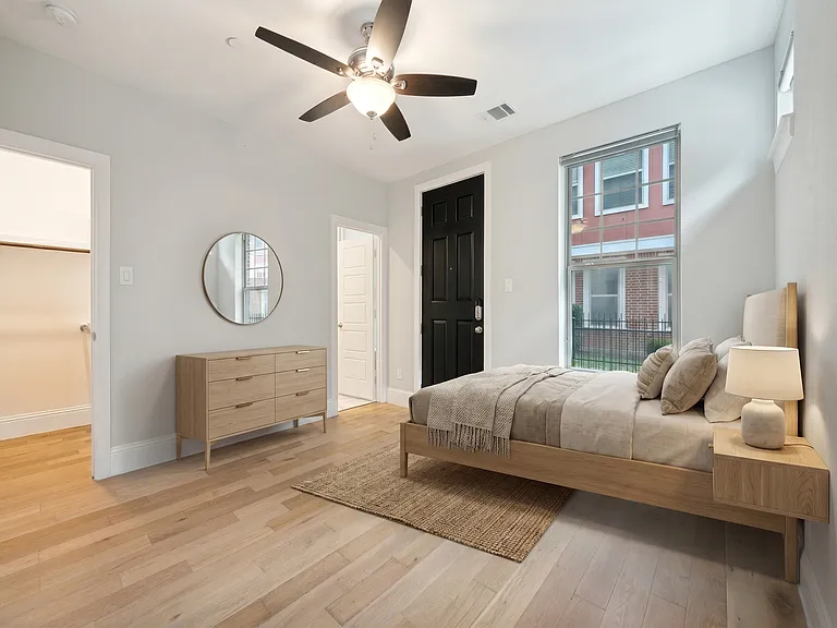 1309 Arch Pl — Photo 2