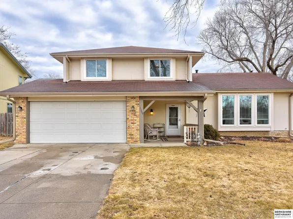 3308 Lynnwood Dr, Bellevue, NE 68123