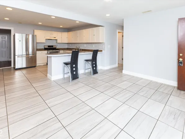 4214 N Edmondson Ave, Indianapolis, IN 46226