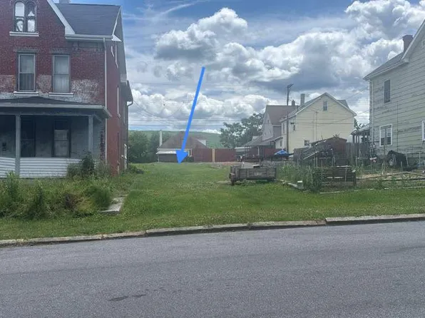 911 1st Ave, Altoona, PA 16602