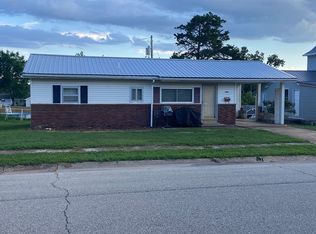 104 E Jackson Ave, Owensville, MO 65066