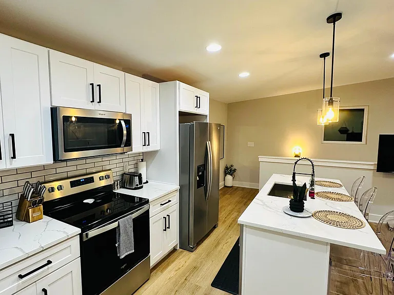 1134 English Ave #B — Photo 11