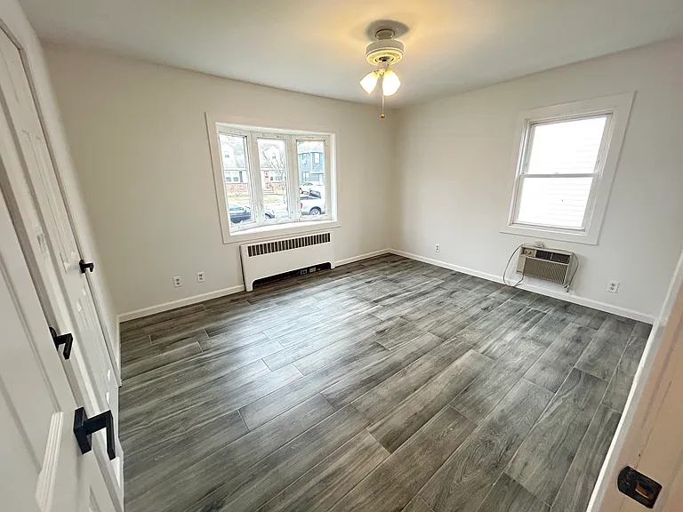 417 Burkhard Ave — Photo 17