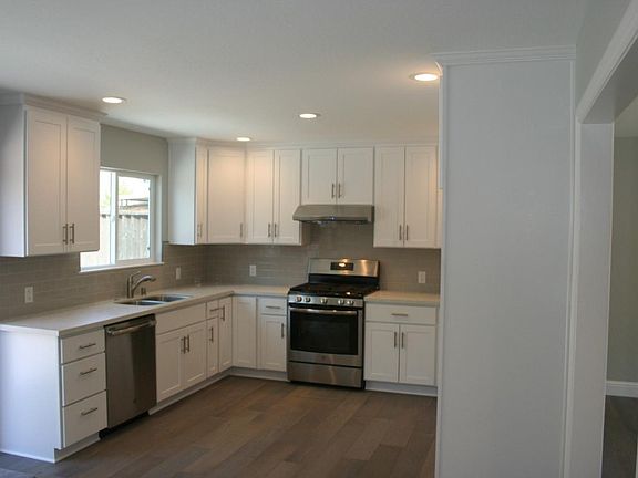 2nd image of 2143 Bayhaven Dr