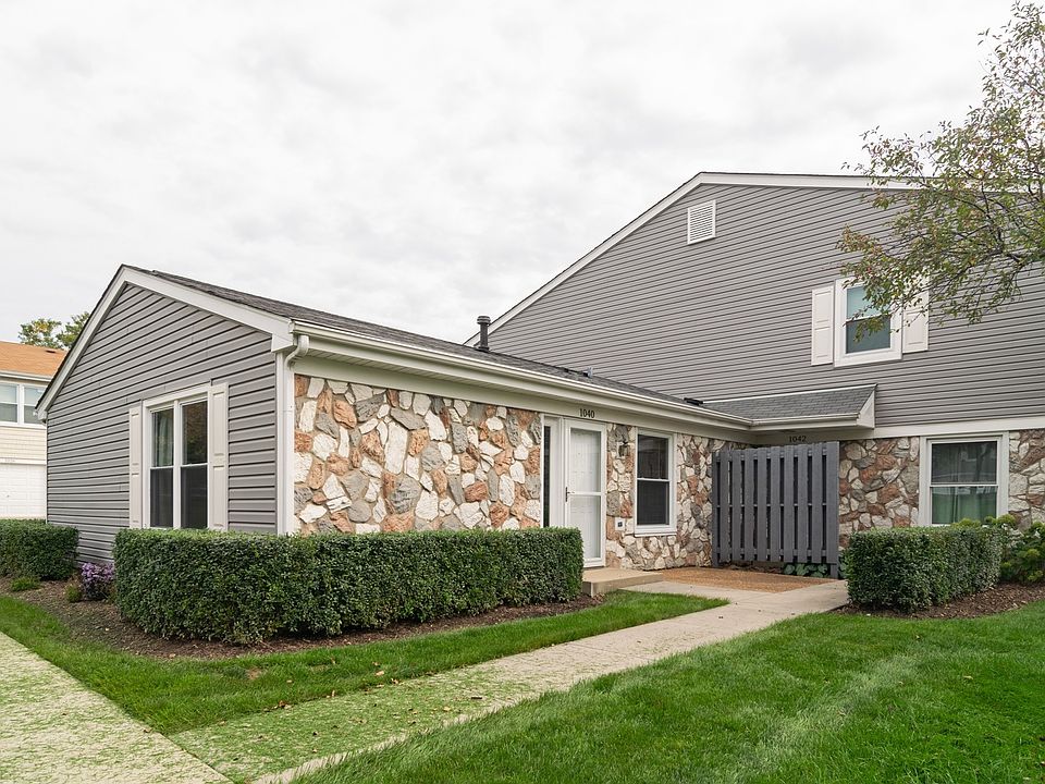 1st image of 1040 Glouchester Hbr