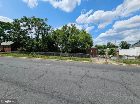 Anacostia Dr SE, Washington, DC 20020