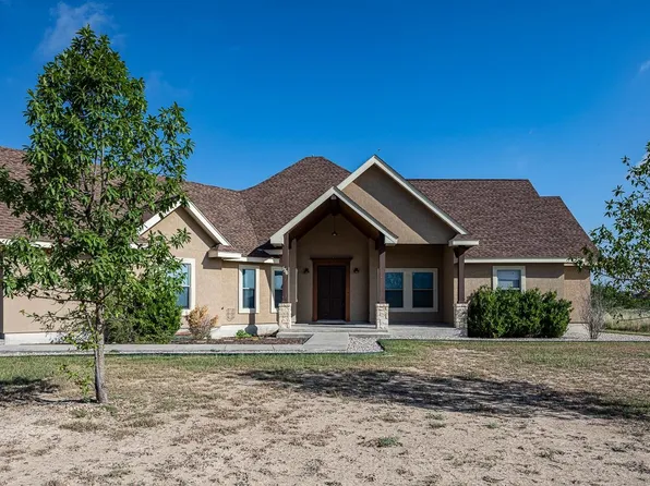 136 Dos Caballos, Del Rio, TX 78840