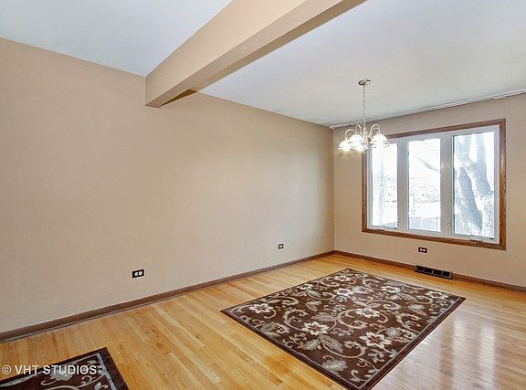 4th image of 8848 S 83rd Ave