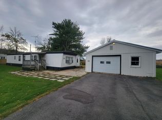 455 Hayford Rd, Champlain, NY 12919