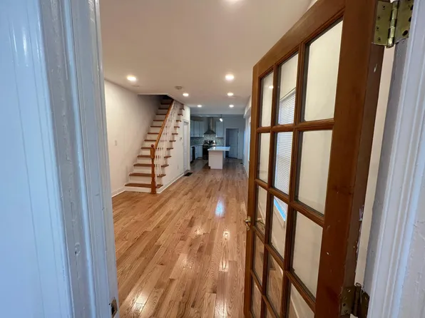 220 Lakeview Ave, Haddonfield, NJ 08033