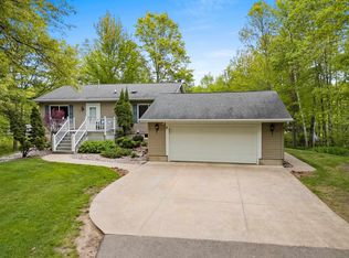 N1552 Brave Island Rd, Keshena, WI 54135