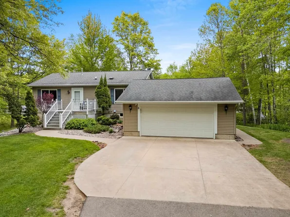 N1552 Brave Island Rd, Keshena, WI 54135