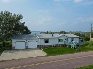 40526 S Shore Rd, Huron, SD 57350