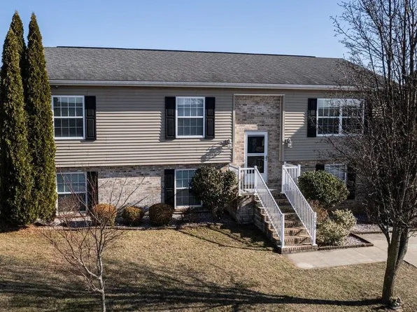 130 Clara Ct, Harrisonburg, VA 22802