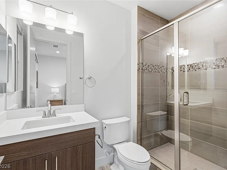 75 Pristine Glen St — Photo 36