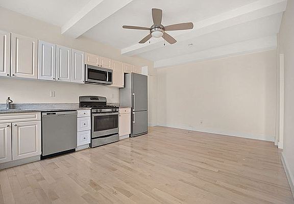 3rd image of 636 W 174th St APT 2D