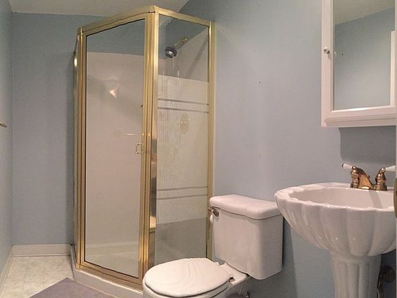 5th image of 1801 Post Rd #183