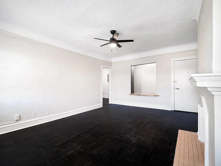 2373 Euclid Heights Blvd #4 — Photo 11