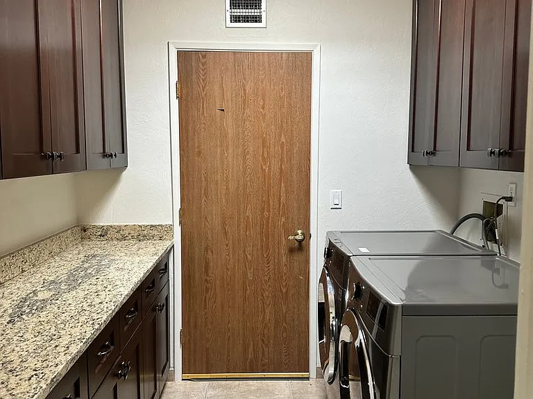 5731 E Paseo Del Cenador — Photo 6