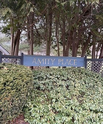 2nd image of 60 Amity Pl Unit 60