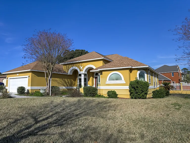 7591 N Shores Dr — Photo 59