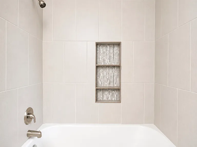 4713 N Harvey Pkwy — Photo 12