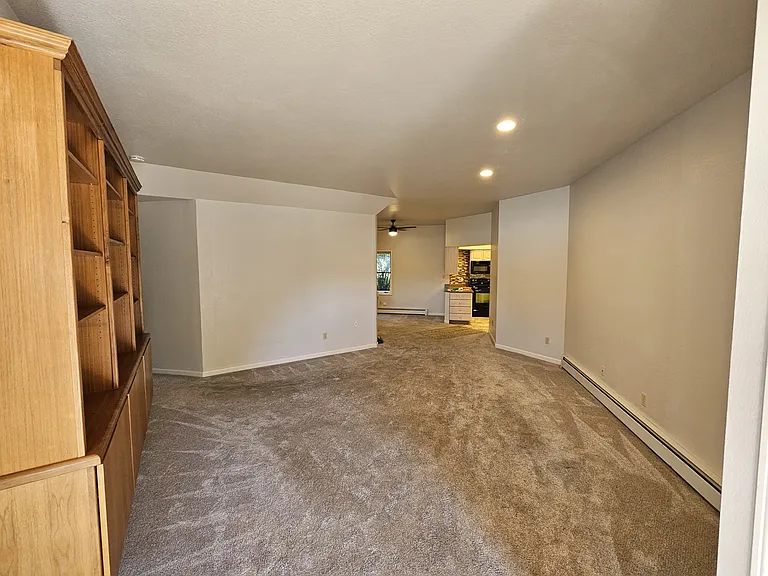 Forest Park Dr — Photo 2