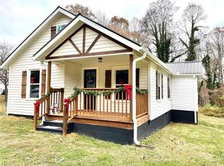 351 Huckleberry Ridge Rd, Hiddenite, NC 28636