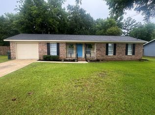 1905 Shamrock Rd, Dothan, AL 36301