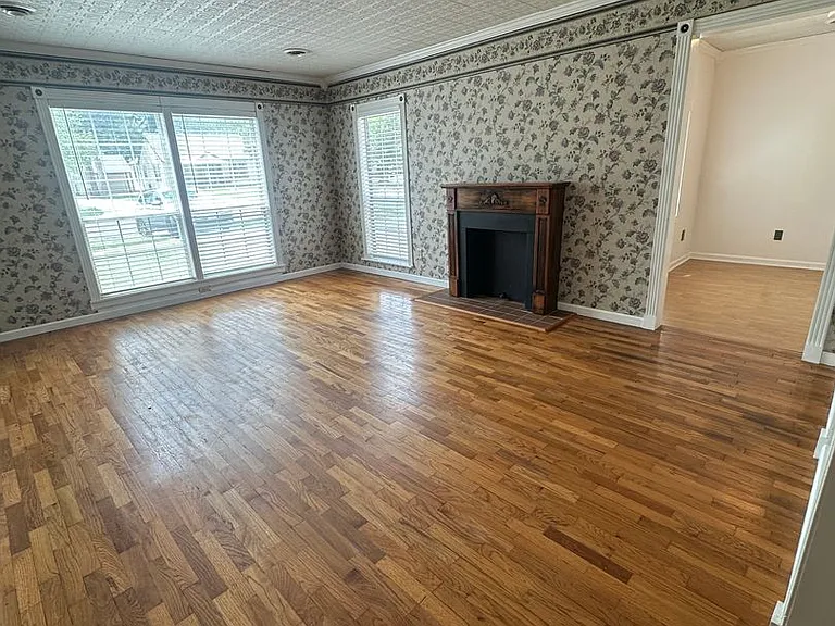 2709 S. Van Buren — Photo 5