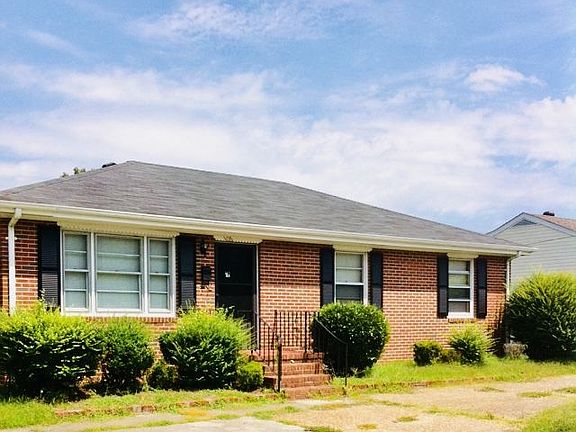 2nd image of 108 Cavalier Blvd