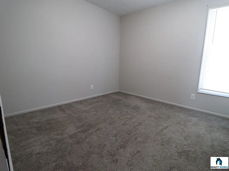 2252 W Street — Photo 6