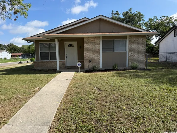 4919 WAYCROSS LN, San Antonio, TX 78220