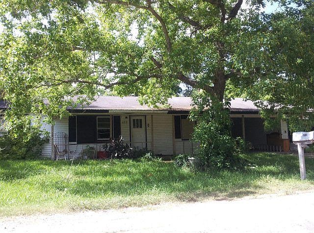 1st image of 413 E Louisiana St