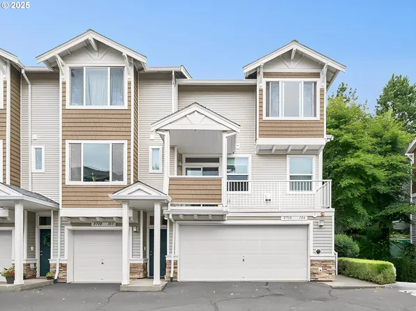 8710 SW 147th Ter Unit 104, Beaverton, OR 97007