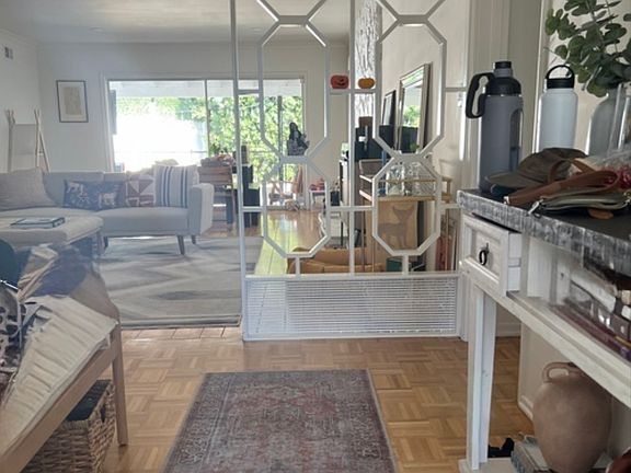 4th image of 5072 Gaynor Ave