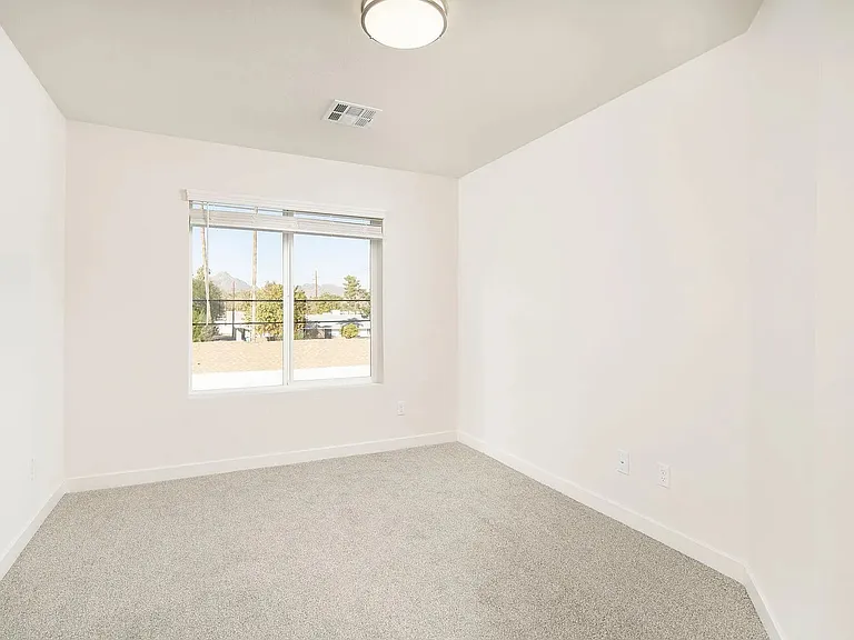 1845 N 51st St #9 — Photo 7
