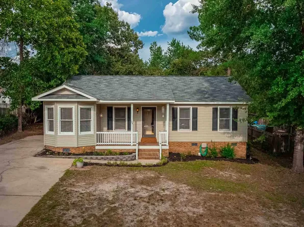 108 Pin Oak Ct, Lexington, SC 29073