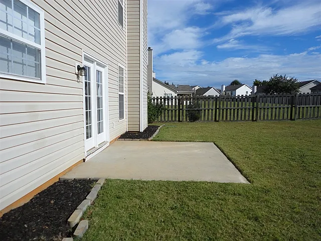 10 Canso St — Photo 9